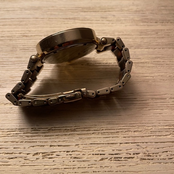 Michael Kors Women's Parker Gold Tortoise Watch MK5688 - Picture 4 of 4